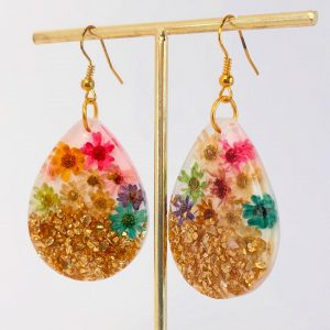 Arc-en-ciel de paillettes dorées